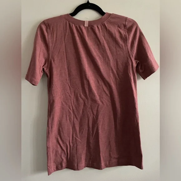 New! Lunya Casual T-Shirt - Picture 2 of 4